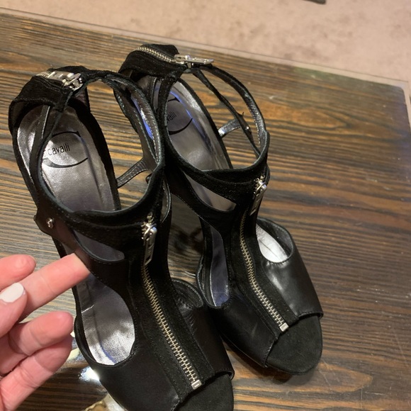 Sz 39 Roberto Cavalli Zipper detail Black Heels - Picture 9 of 15